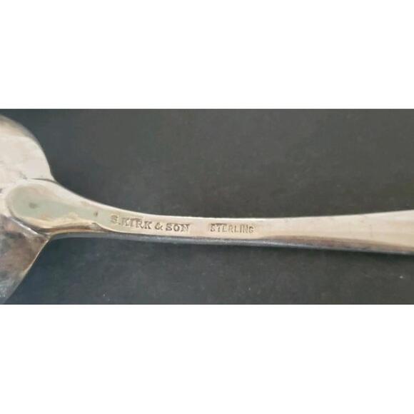 S. KIRK & SON Sterling Silver ''Wadefield" Monogrammed Soup Spoons - Picture 4 of 7